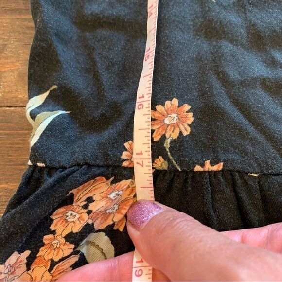 Brandy Melville Floral Romper One Size - Picture 9 of 12